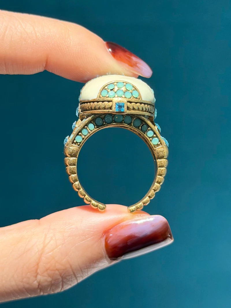 Vintage Oval Crystal Ring